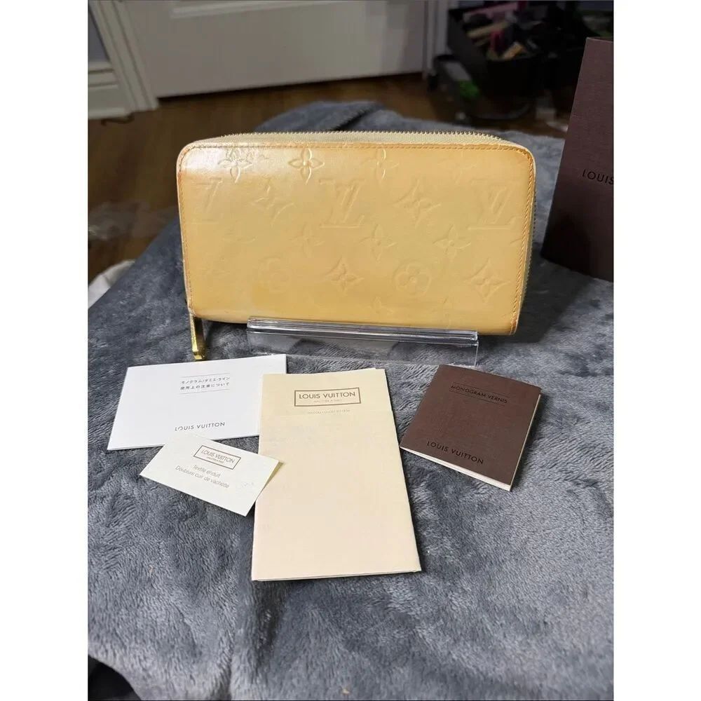 Louis Vuitton Yellow Vernis Zip-Around Monogram Wallet